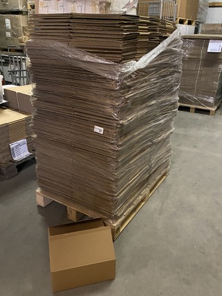 Ca. 500x Verzenddozen 38x38x17cm, bruin