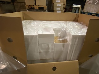 Ca. 1200x Vierkante dinerborden, serveerborden, grillborden, wit