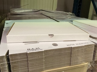 Ca. 500x Verzend (brievenbus) doosjes A4, wit