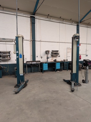 2-Koloms autohefbrug, 2500 kilo, Ravaglioli, KPN 336I, 2000