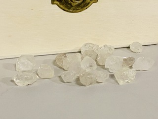 Ca. 200x Herkimer diamonds