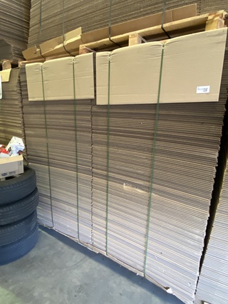 Ca. 150x Grote verzenddozen 100x100x40cm dubbelgolf, bruin