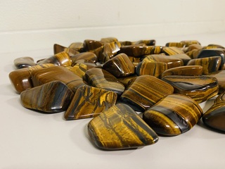 3x Kilo tijgeroog met hematiet trommelstenen