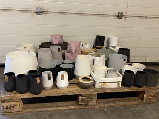 Partij diverse decoratie vazen