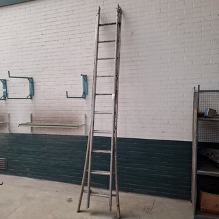 2-Delige ladder 2x 10 treeds