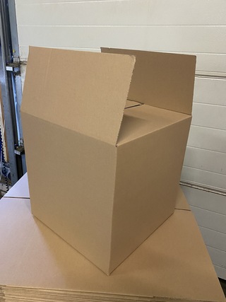 Pallet ca.105 verzenddozen 40x40x40cm, Wit