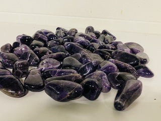 3x Kilo amethist trommelstenen (maat xxl), paars