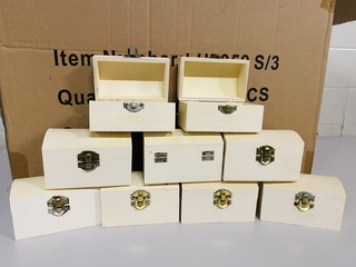 Ca. 93x Houten schatkistjes