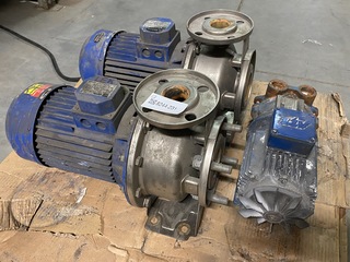 2x Ebara normaal zuigende centrifugaalpomp