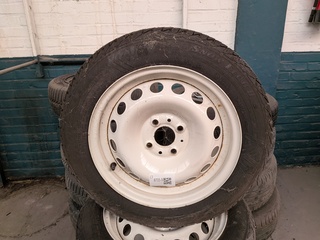 Ca. 13x Diverse autoband op velg