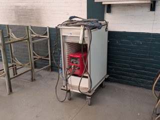 Lasapparaat in verrijdbare kast Fronius, Transtig 1700