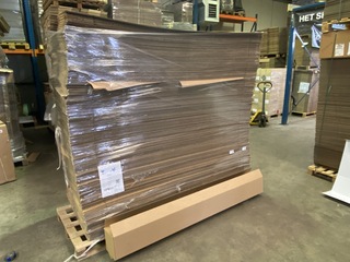 Ca. 250x lange verzenddozen dubbelgolf, Bruin