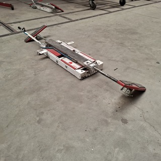 Pneumatische hefbrug, 2500 kilo Astra, Minilift