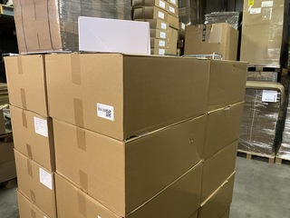 Ca. 560x Duplex dozen of gebaksdozen, wit