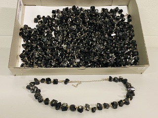 Ca. 20x Toermalijn zwart halskettingen