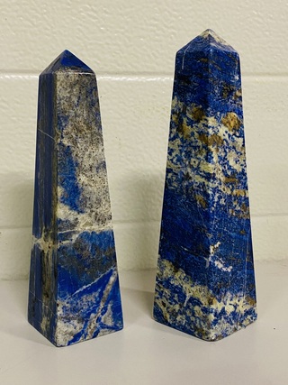 2x Lapis Lazuli obelisken