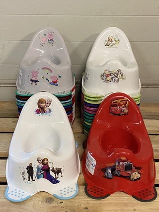 Ca. 30x Diverse keeper plaspotjes