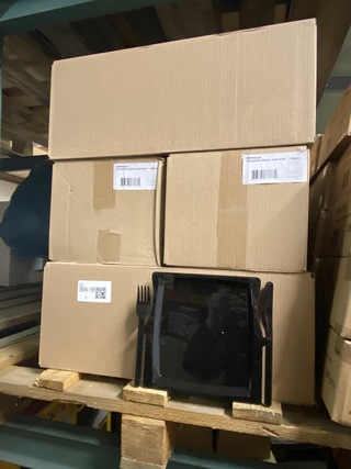 Ca. 990x luxe party evenementborden met bestek, zwart