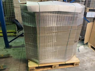 Pallet met Traydoos 50x28x19cm Bruin