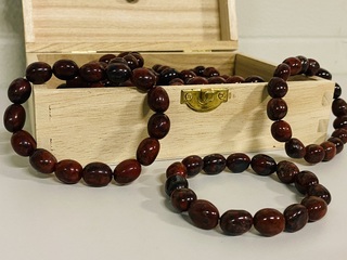 Ca. 20x Jaspis breccie (dark) armbanden