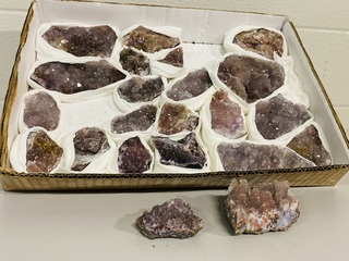 Ca. 22x Amethist brokken