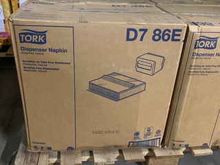 6x Dozen a 6000 Tork Universele Masterfold-servetten, TORK, Bruin