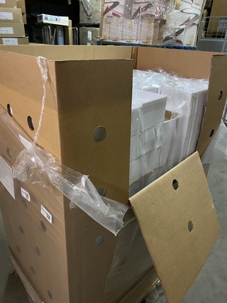 Ca. 2400x Vierkante dinerborden, serveerborden, grillborden, wit