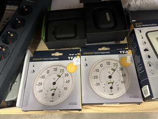 Partij elektronica en bouwmarkt artikelen w.o. draadloze oordoppen W.o