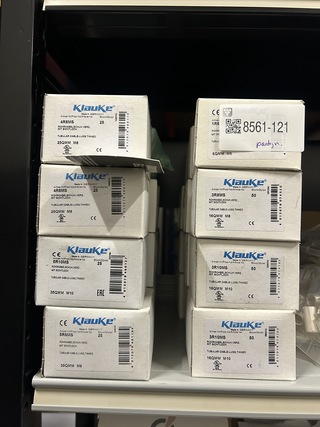 Partij installatiemateriaal W.o. Klauke