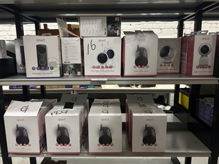 Ca. 28x Smart indoor camera/smart outdoor camera/smart video deurbel Q