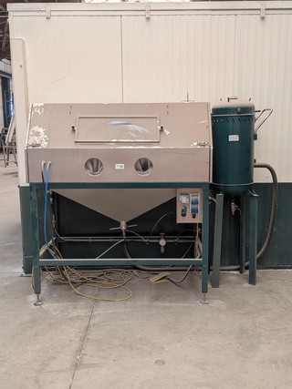 Straalcabine met zandblazer