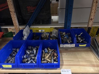 Partij koppelingen in stapelbakken