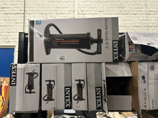 4x Inhoud stellingvak diversen w.o. Intex pompen