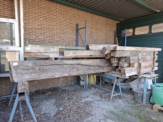 Ca. 15x Houten balk