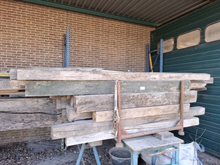 Ca. 15x Houten balk
