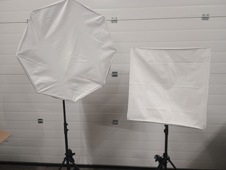 2x Studio lichtset, Falconeyes, LHD-B628 en LHD-B928, Inclusief lampen