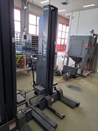 Mobiele hefkolom Wolf tools, WTTL5000W, bouwjaar 2024
