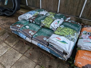 16x Zak potgrond a 30 liter DCM