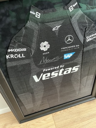 Handgesigneerd Nomex undersuit Nyck de Vries