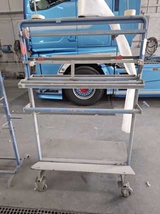 2x Verrijdbare papierstandaard