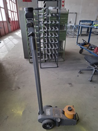 Hydraulische garagekrik, Winntec, 24T