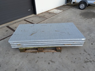 4x Gegalvaniseerd stalen rooster