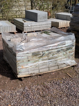 845x Straatstenen ca. 19.6×6.2×4.8 cm