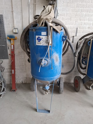 Straalketel met gelaatbescherming Sybrandy, bouwjaar 2008