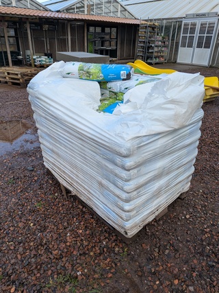 55x Zak vijverpotgrond a 20 liter DCM