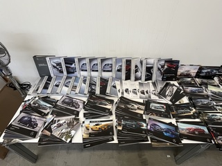 Ca. 235x Brochure Mercedes, Mercedes