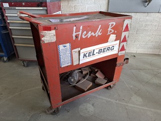 Gereedschapswagen met inhoud