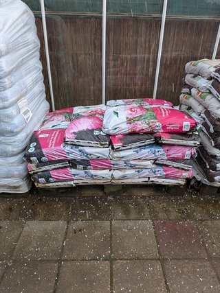 29x Zak potgrond a 30 liter DCM