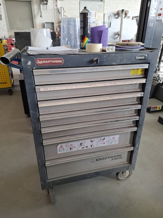 Gereedschapswagen met inhoud Kraftwerk, Junior