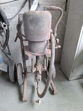 Pneumatische verfspuit